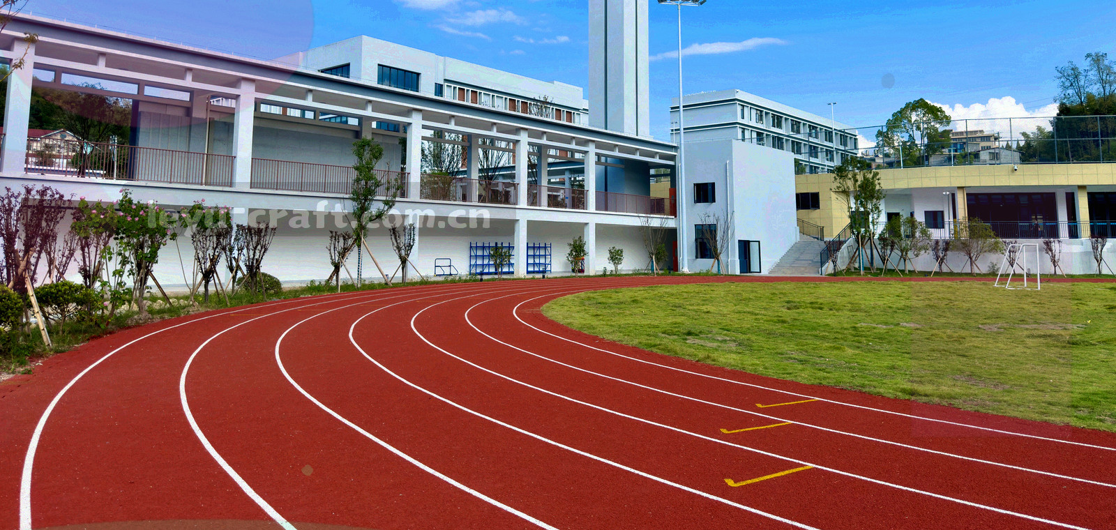 深蓝调工作台与数据标注线条的抽象场景
